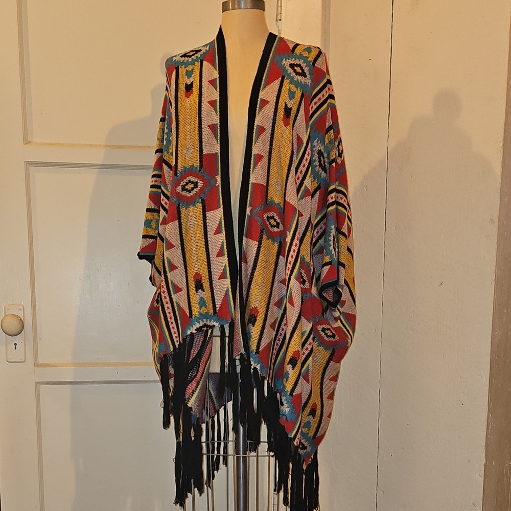 Multicolor Geometric Pattern Fringe Kimono